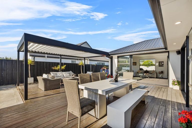 Photo of property in 6 Torrey Pines, Waimairi Beach, Christchurch, 8083