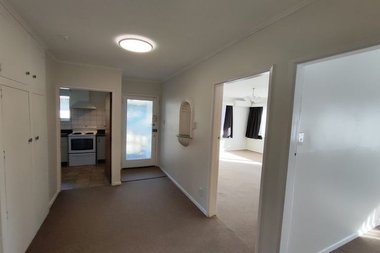 Photo of property in 2/97 Cockayne Road, Khandallah, Wellington, 6035