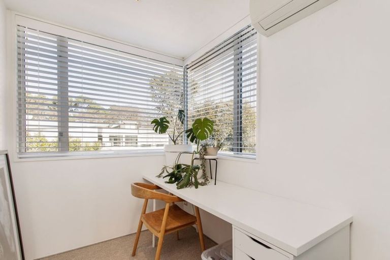 Photo of property in 8 Millbank Lane, Merivale, Christchurch, 8014