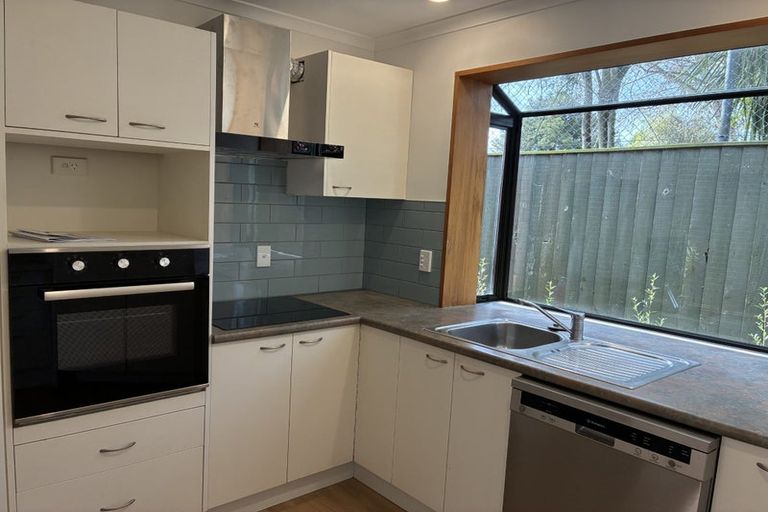 Photo of property in 82a Idris Road, Fendalton, Christchurch, 8052