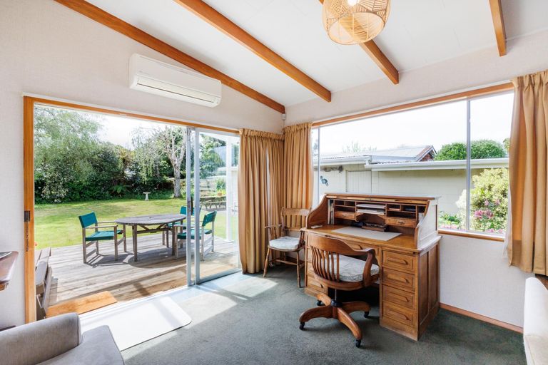 Photo of property in 31 Henare Street, West End, Palmerston North, 4412