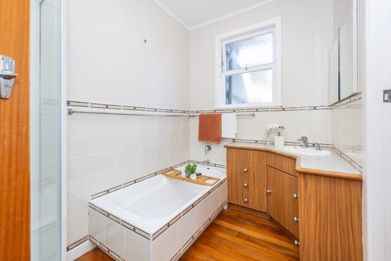 Photo of property in 25 Beech Crescent, Hillcrest, Hamilton, 3216