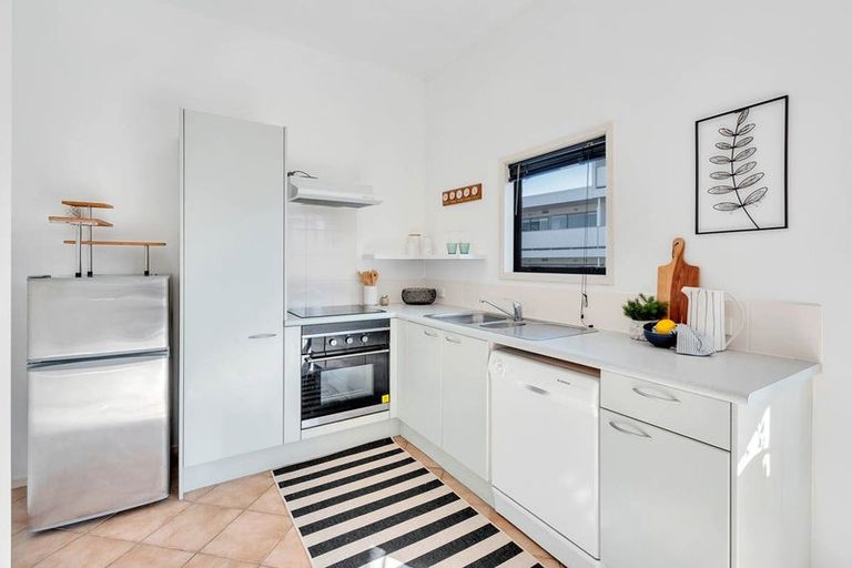 Photo of property in 2i/6 Burgoyne Street, Grey Lynn, Auckland, 1021