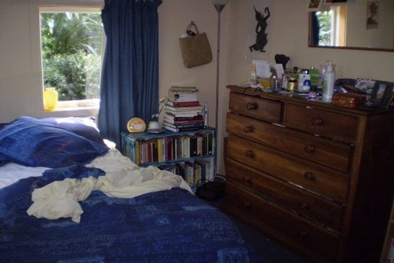 Photo of property in 23 Hawkhurst Road, Lyttelton, 8082