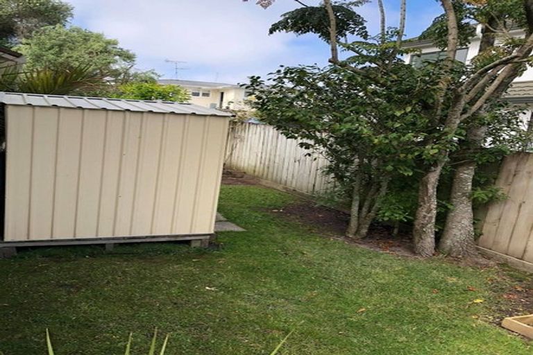 Photo of property in 2/13 Havelock Avenue, Forrest Hill, Auckland, 0620