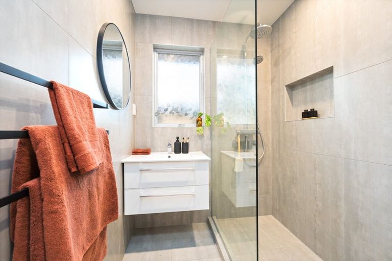 Photo of property in 26a Finlow Drive, Te Atatu South, Auckland, 0610