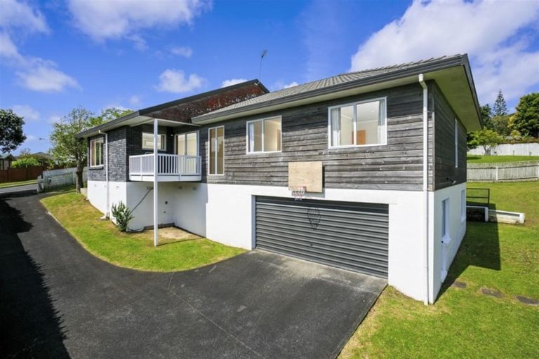 Photo of property in 6 Chedworth Drive, Glenfield, Auckland, 0629