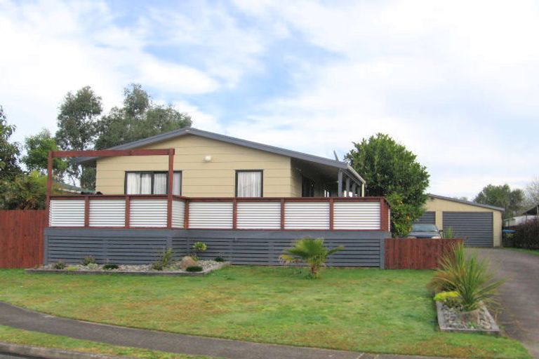 Photo of property in 6 Beadle Place, St Andrews, Hamilton, 3200