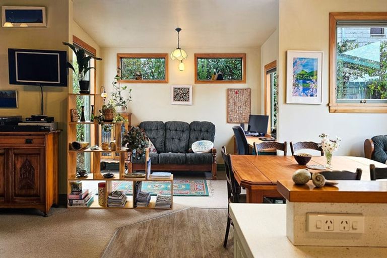 Photo of property in 172 Gladstone Road, Dalmore, Dunedin, 9010