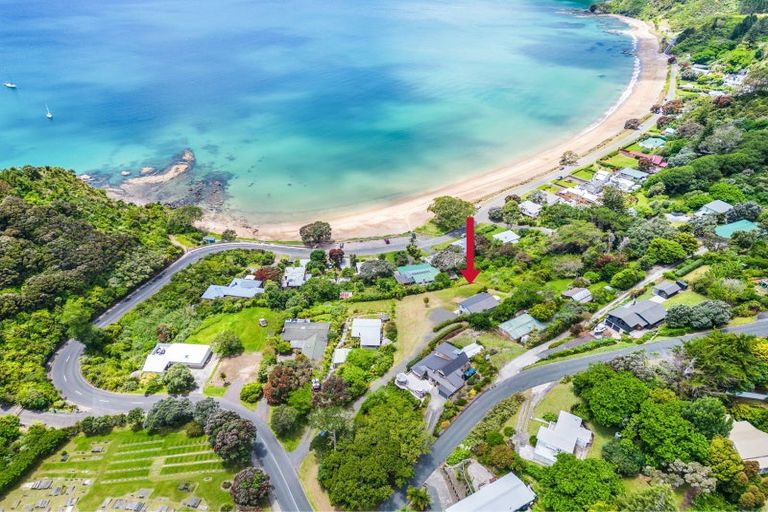 Photo of property in 41 Long Beach Road, Russell, 0202