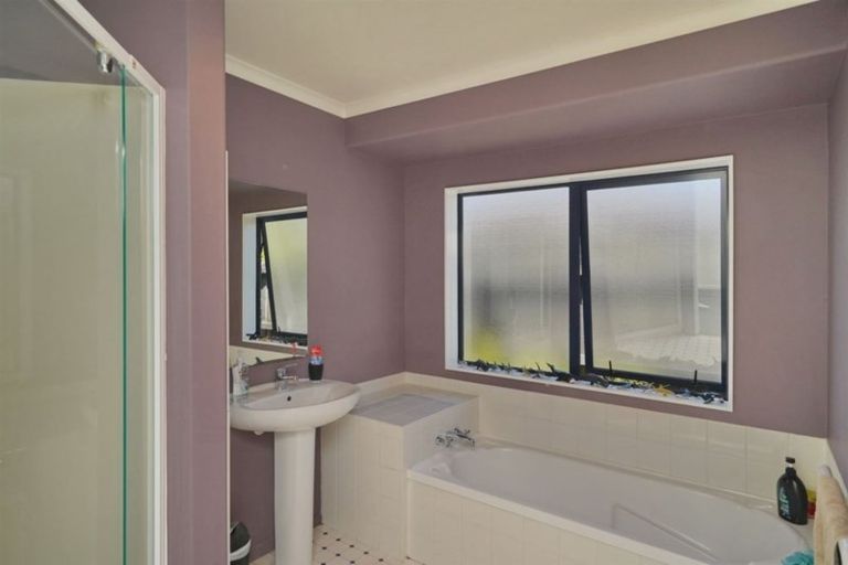 Photo of property in 15 Amoka Crescent, Parklands, Christchurch, 8083