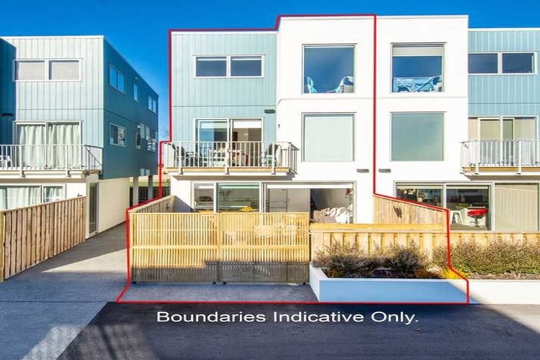 Photo of property in 31 Reynolds Place, Papamoa Beach, Papamoa, 3118