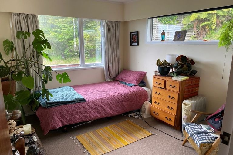 Photo of property in 16 Downing Street, Crofton Downs, Wellington, 6035