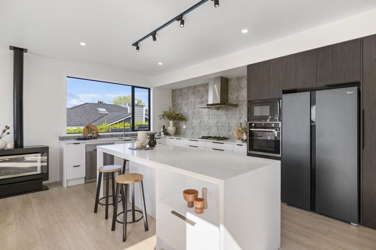 Photo of property in 102 Moffat Road, Bethlehem, Tauranga, 3110