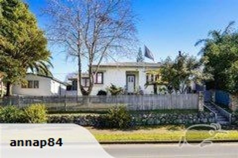 Photo of property in 1 Arawa Street, New Lynn, Auckland, 0600