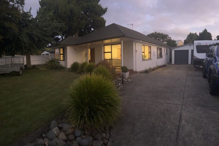 Photo of property in 114 Pahiatua Street, Hokowhitu, Palmerston North, 4410