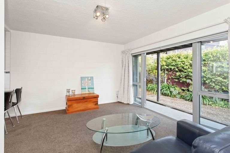 Photo of property in 1/15 Marriner Street, Sumner, Christchurch, 8081