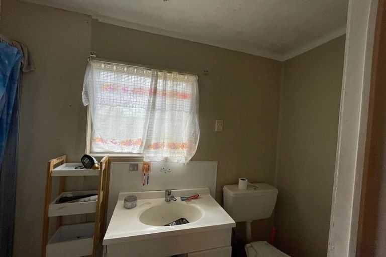 Photo of property in 9 Hardie Street, Mangere East, Auckland, 2024