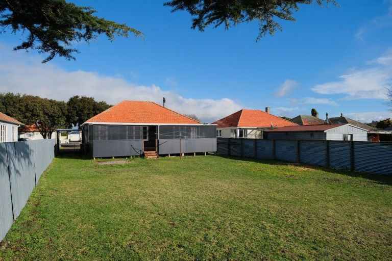 Photo of property in 8 Victor Street, Dannevirke, 4930