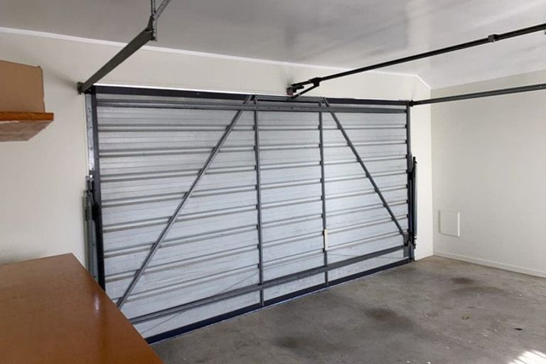 Photo of property in 39 Nirvana Way, Mount Roskill, Auckland, 1041