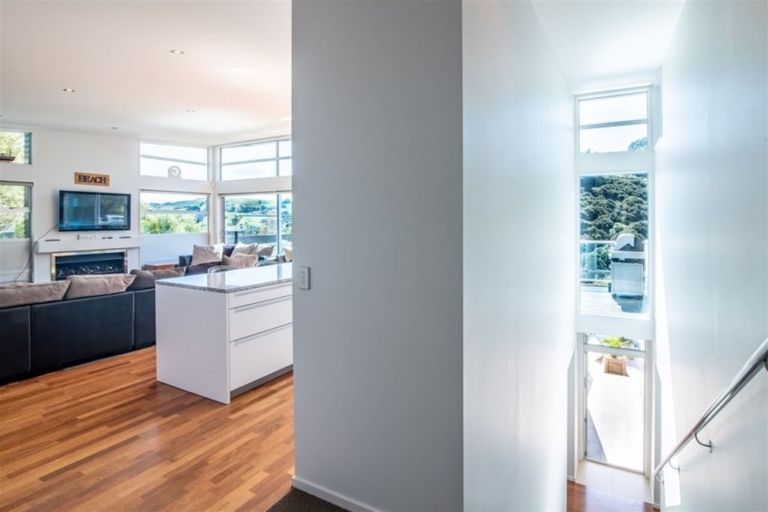 Photo of property in 2 Langlois Lane, Akaroa, 7520