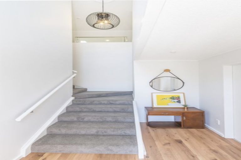 Photo of property in 11 Eclipse Lane, Whitby, Porirua, 5024