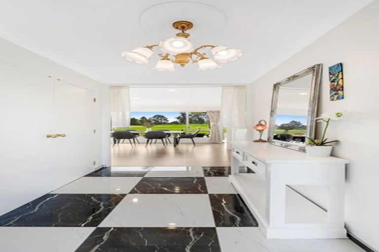 Photo of property in 1/41 West Fairway, Golflands, Auckland, 2013