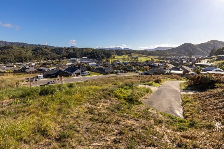 Photo of property in 6 Raukura Rise, Picton, 7220