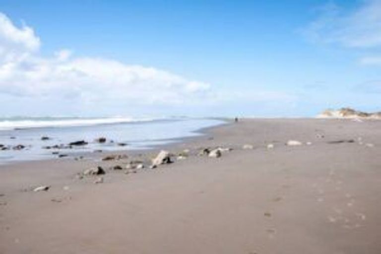 Photo of property in 14 Beach Road, Flat Point, Masterton, 5883