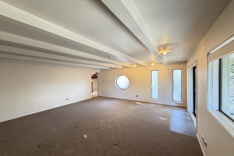 Photo of property in 24 Clovelly Road, Bucklands Beach, Auckland, 2012