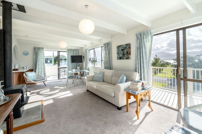 Photo of property in 72 Lake Ferry Road, Lake Ferry, Featherston, 5772