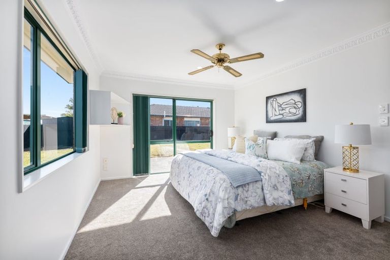 Photo of property in 29 Greenberry Drive, Ranui, Auckland, 0612