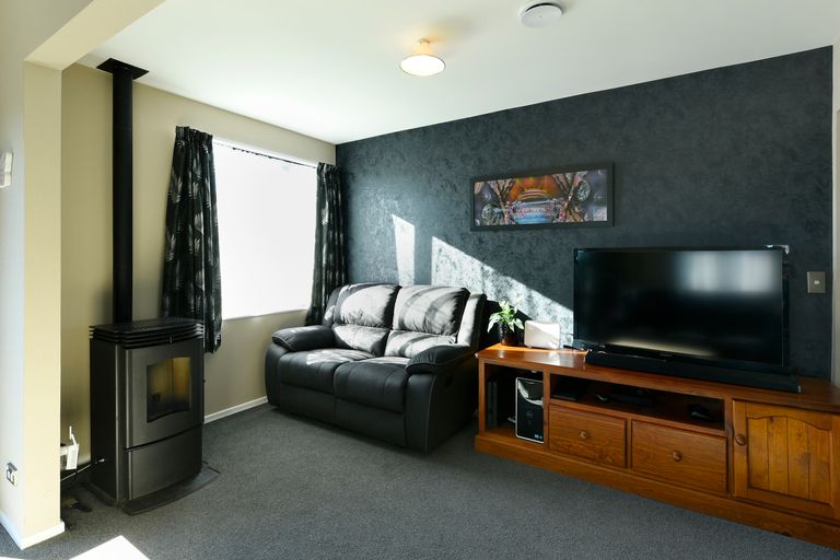 Photo of property in 11a Polstead Road, Stoke, Nelson, 7011