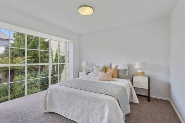 Photo of property in 86a Peer Street, Upper Riccarton, Christchurch, 8041