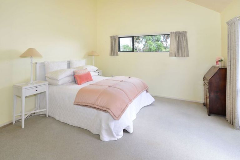 Photo of property in 114 Kennedy Road, Dairy Flat, Albany, 0792