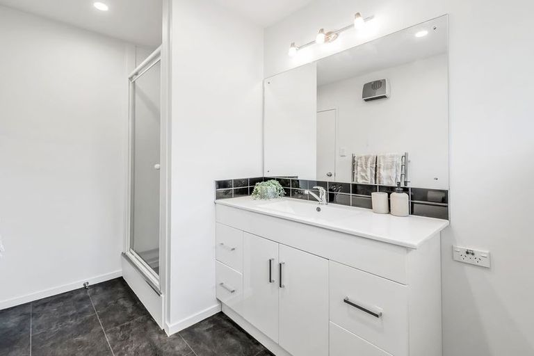 Photo of property in 24 Sabys Road, Halswell, Christchurch, 8025