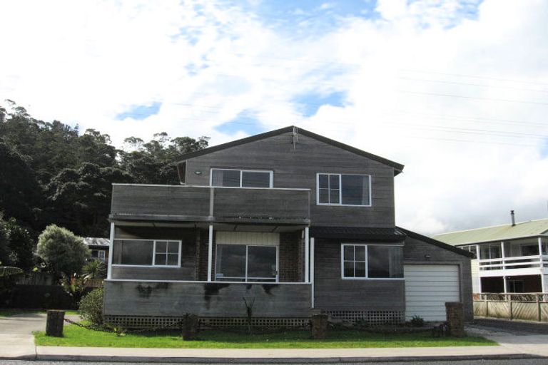 Photo of property in 444 Wharf Road, Coromandel, 3506