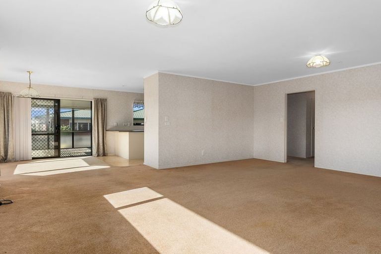 Photo of property in 10 Elm Place, Tikipunga, Whangarei, 0112