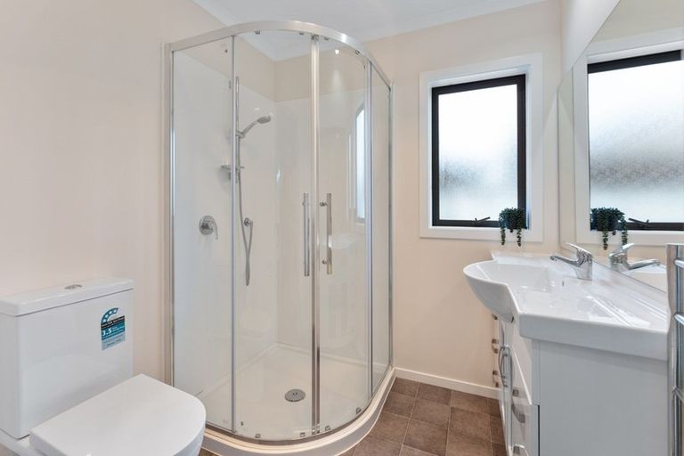 Photo of property in 1147a Fergusson Drive, Clouston Park, Upper Hutt, 5018