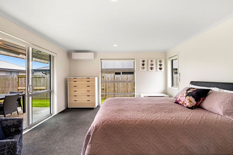 Photo of property in 11 Cheyne Road, Pyes Pa, Tauranga, 3112