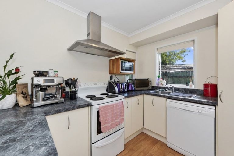 Photo of property in 16a Tui Avenue, Forest Lake, Hamilton, 3200