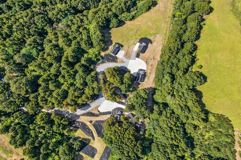 Photo of property in 271 Lawrence Road, Mangawhai, 0573