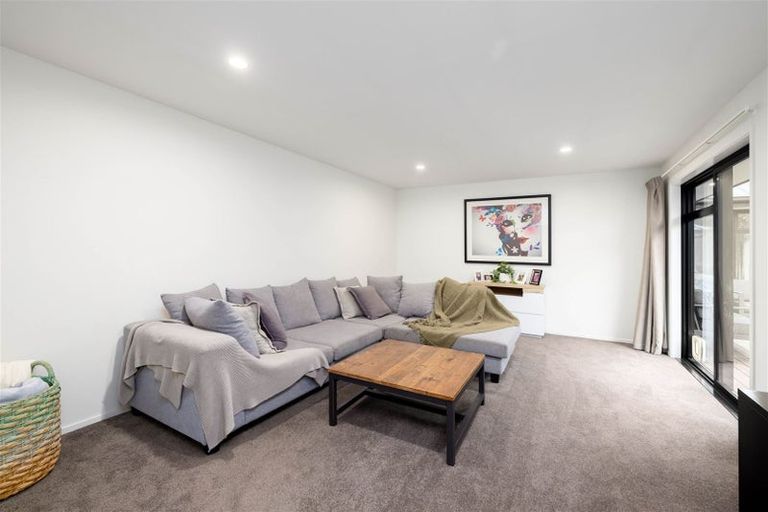 Photo of property in 67 Mays Road, St Albans, Christchurch, 8052