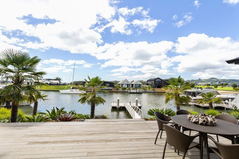 Photo of property in 13 Awatea Drive, Whitianga, 3510