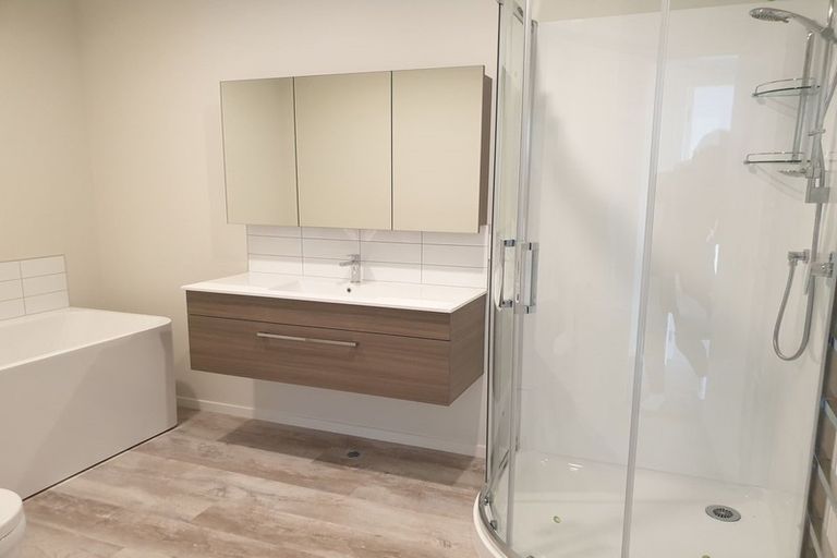 Photo of property in 27 Karearea Avenue, Kenepuru, Porirua, 5022