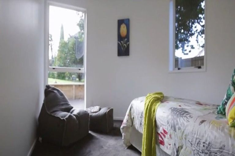 Photo of property in 1/42 Holland Road, Hillcrest, Auckland, 0627