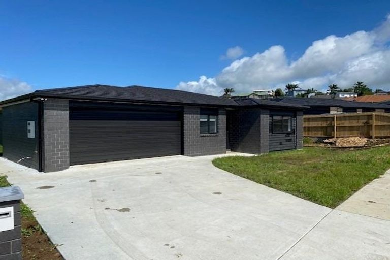 Photo of property in 8 Royal St Annes Drive, Te Kamo, Whangarei, 0112