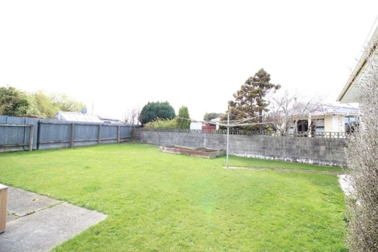 Photo of property in 99 Conway Crescent, Glengarry, Invercargill, 9810