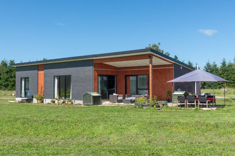 Photo of property in 281 Burnt Hill Road, Oxford, 7495