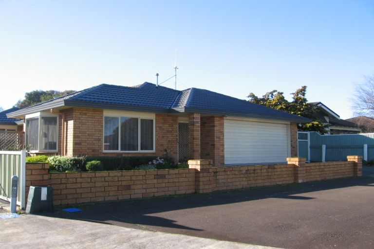 Photo of property in 5 Albert Street, Palmerston North, 4414